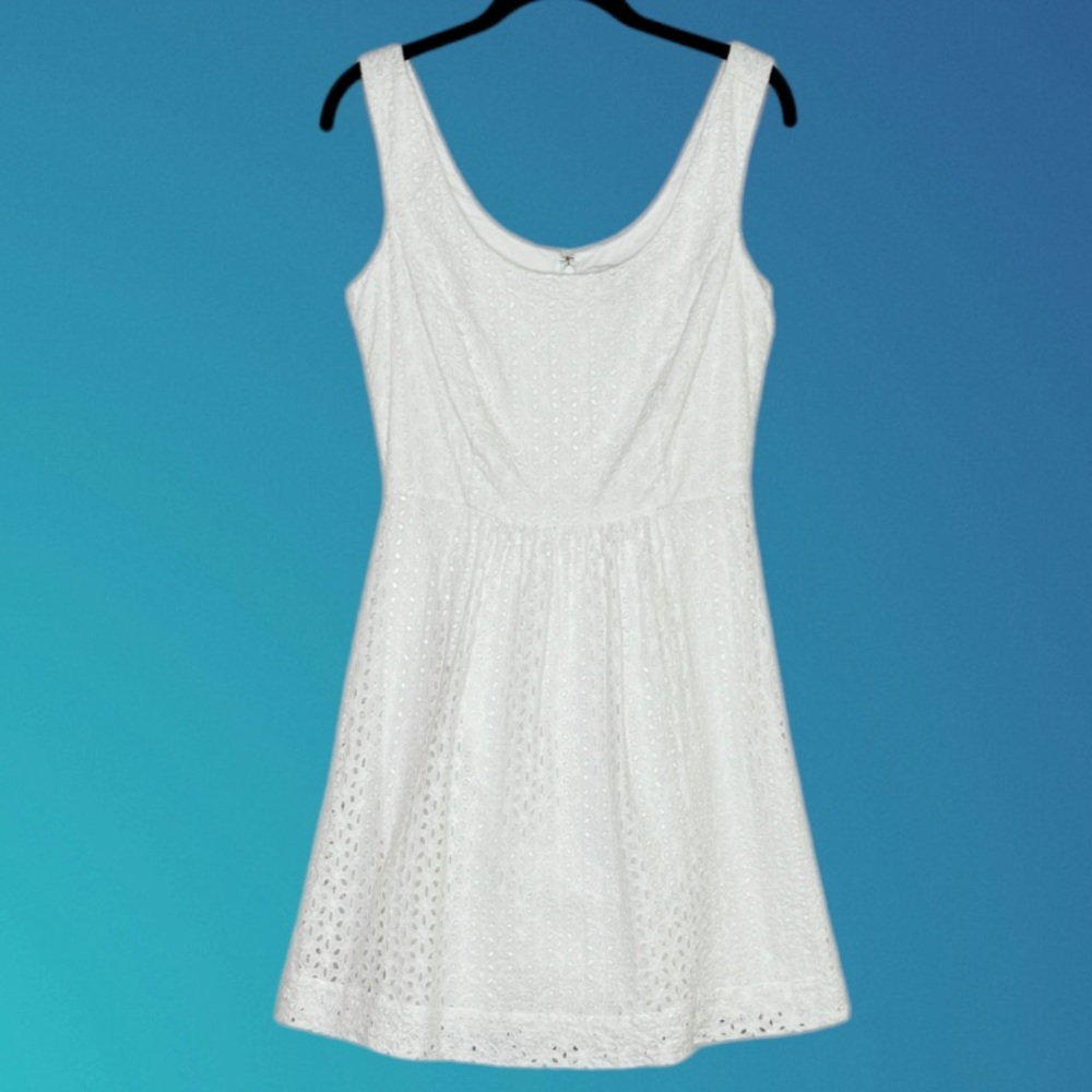 Vineyard Vines White Eyelet Dress Fit and Flare Cotton Sleeveless Womens SZ 0